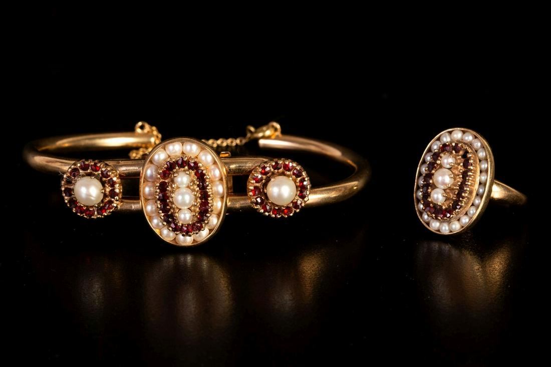 Lot of 14K Gold Ring & Bracelet Integrated w/ Pearsl & Garnets (1 of 2)