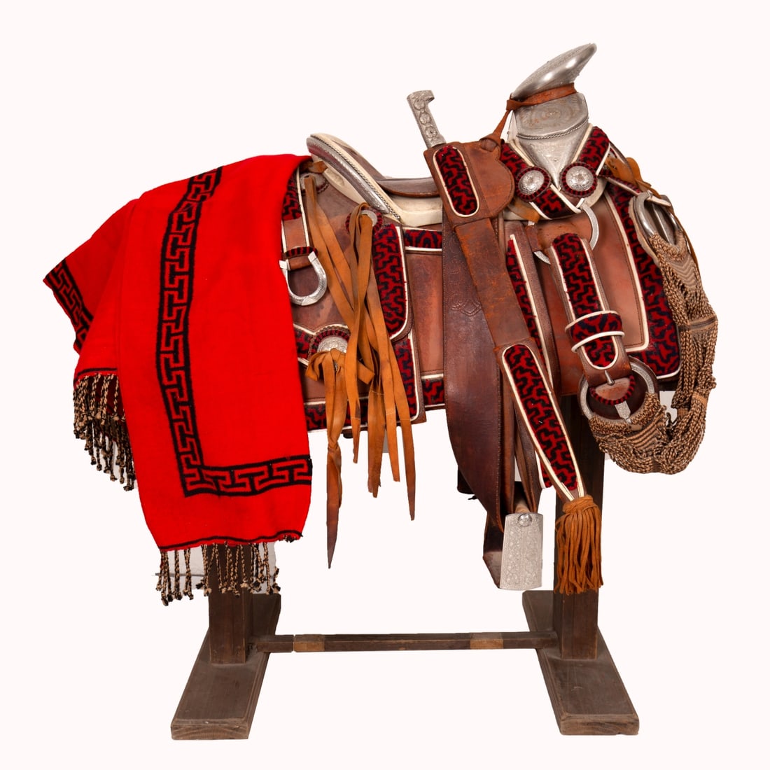 A Monumental and historical Mexican Saddle with sword and other accessories - given to Shaul Rosolio: This impressive and Monumental saddle is from the estate of shaul Rosolio. It was given to him by the Mexican government while he was ambassador there in the late 1970's. The "tree&qu