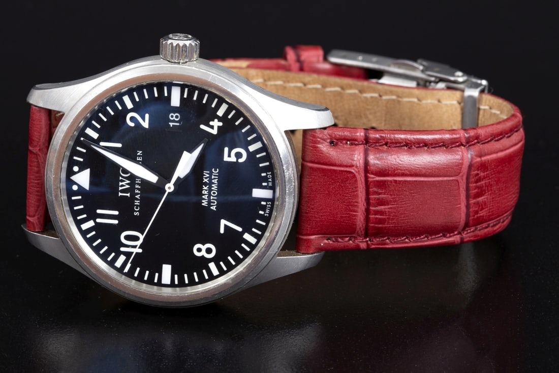 IWC schaffhausen Pilots Watch - mark xvi , automatic (1 of 3)