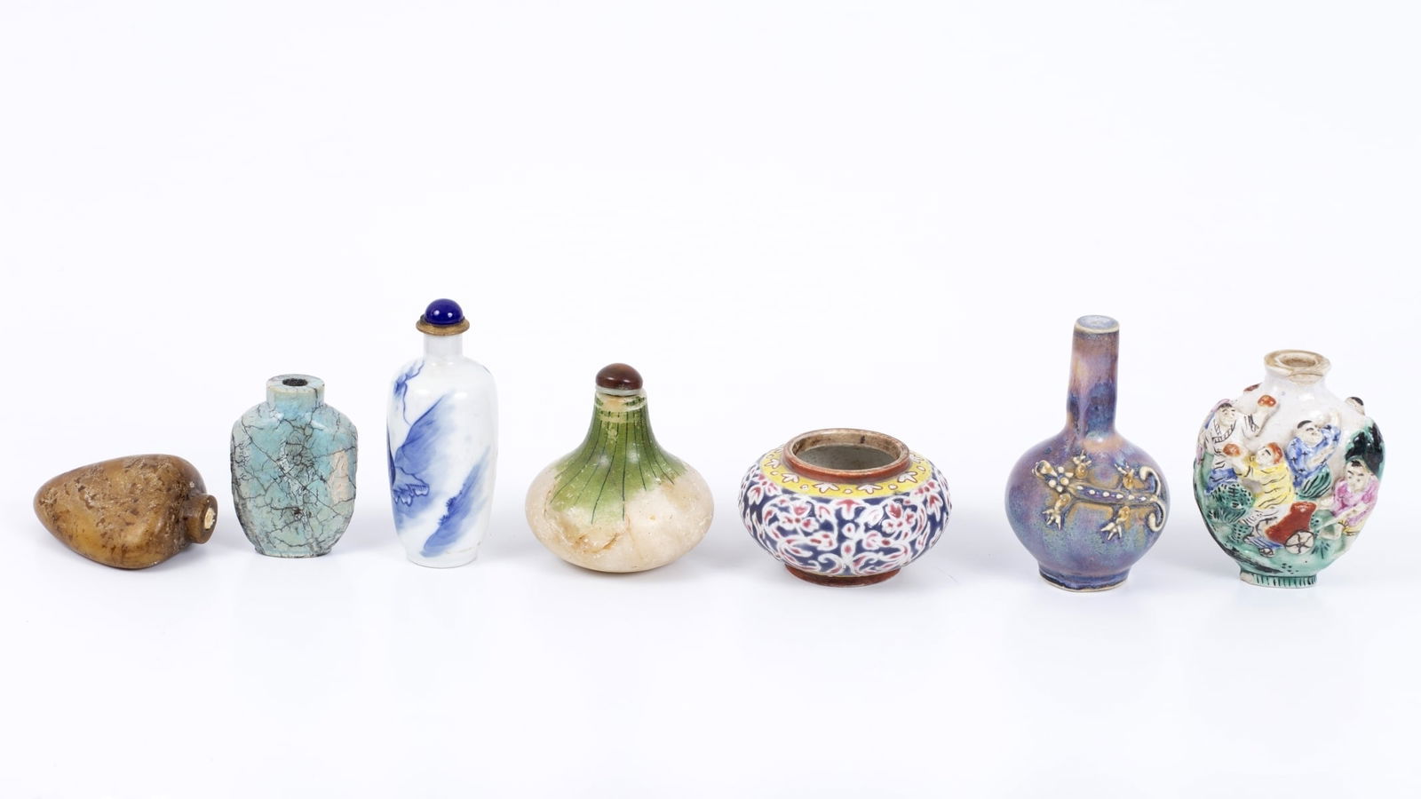 A group of seven miniature Chinese items made of different materials (1 of 3)