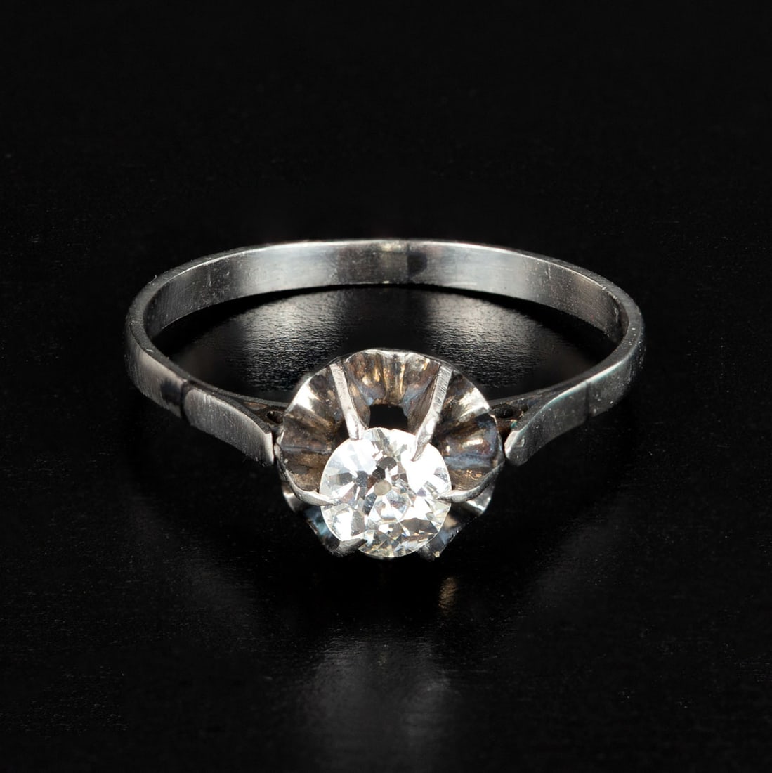 A Art Deco Platinum and Diamond Solitaire Ring (1 of 3)