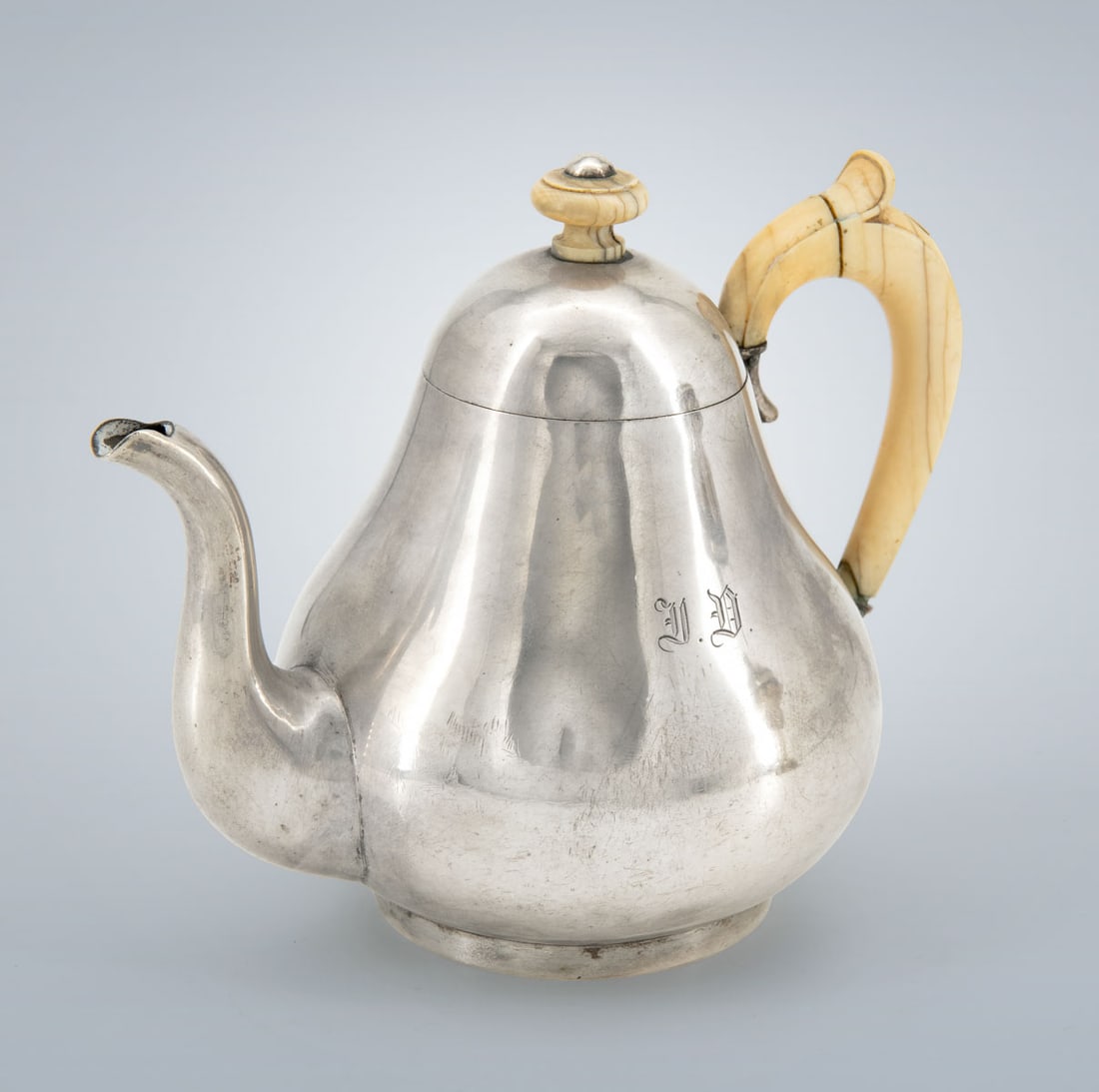 A Silver Teapot, Altwien, 1865 (1 of 5)