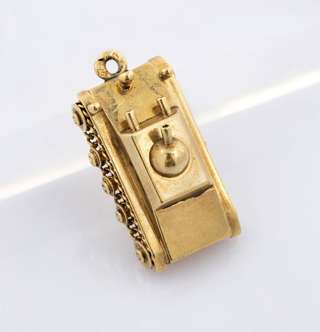 14K yellow gold charm. (1 of 2)