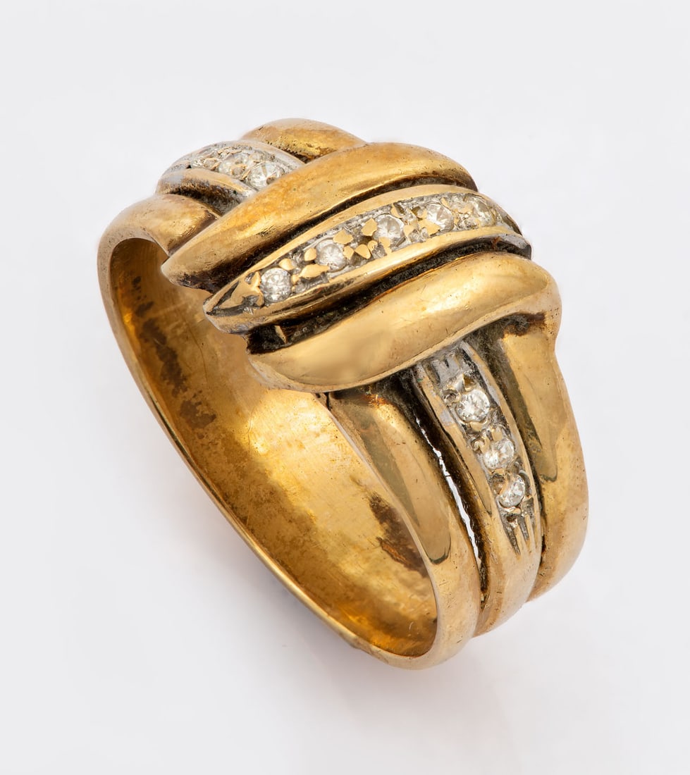 A Vintage 14K Yellow Gold and Zirconia Ring (1 of 4)