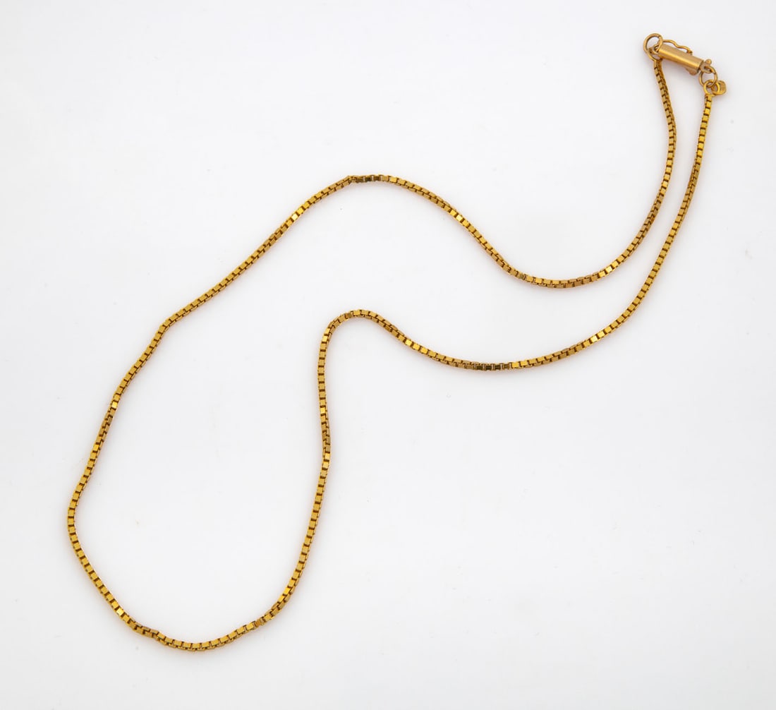 A 14K Yellow Gold Box Link Chain (1 of 2)