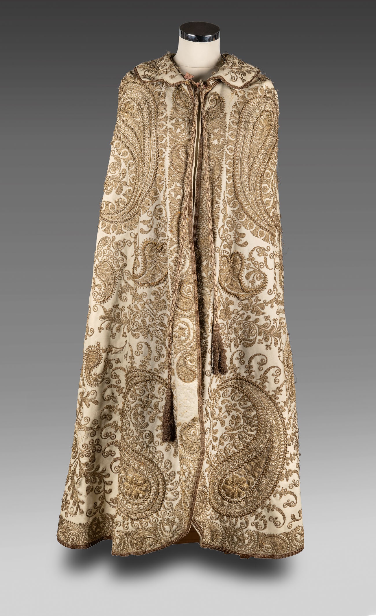 A Gilt Embroidered Ottoman Robe, ca 1900 (1 of 2)