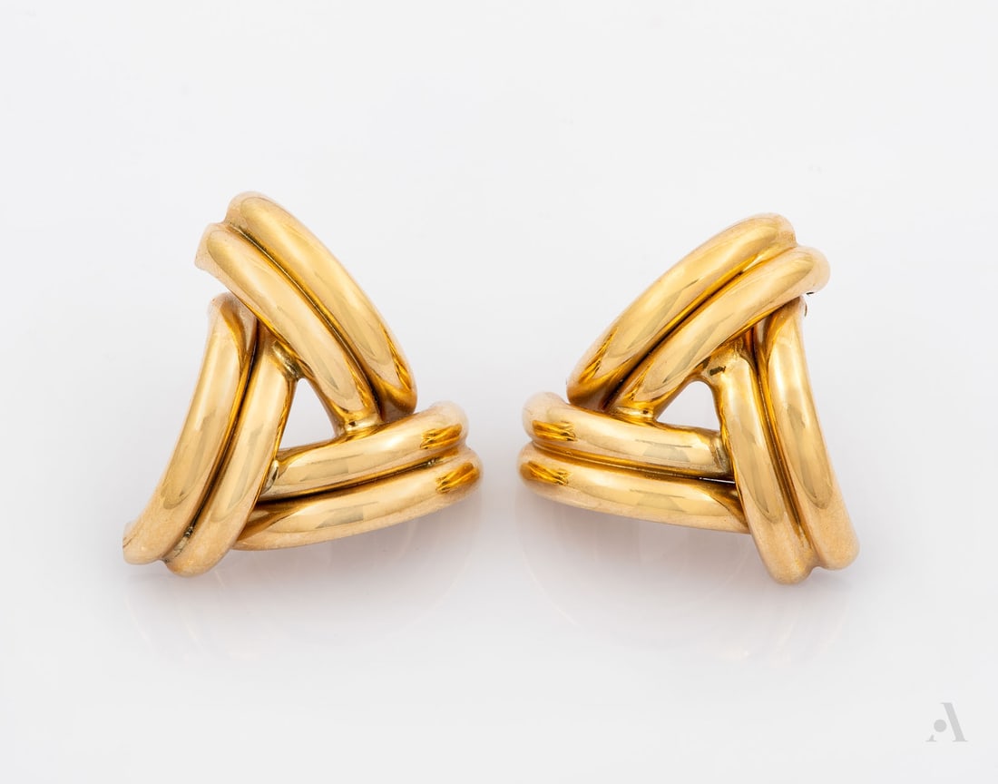 A Pair of 14K Yellow Gold Earrings (1 of 2)