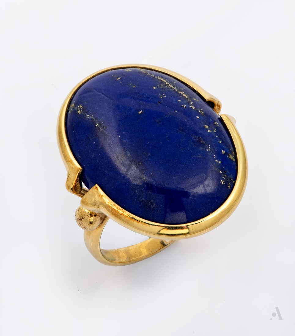 A 14K Yellow Gold and Lapis Lazuli Ring (1 of 4)