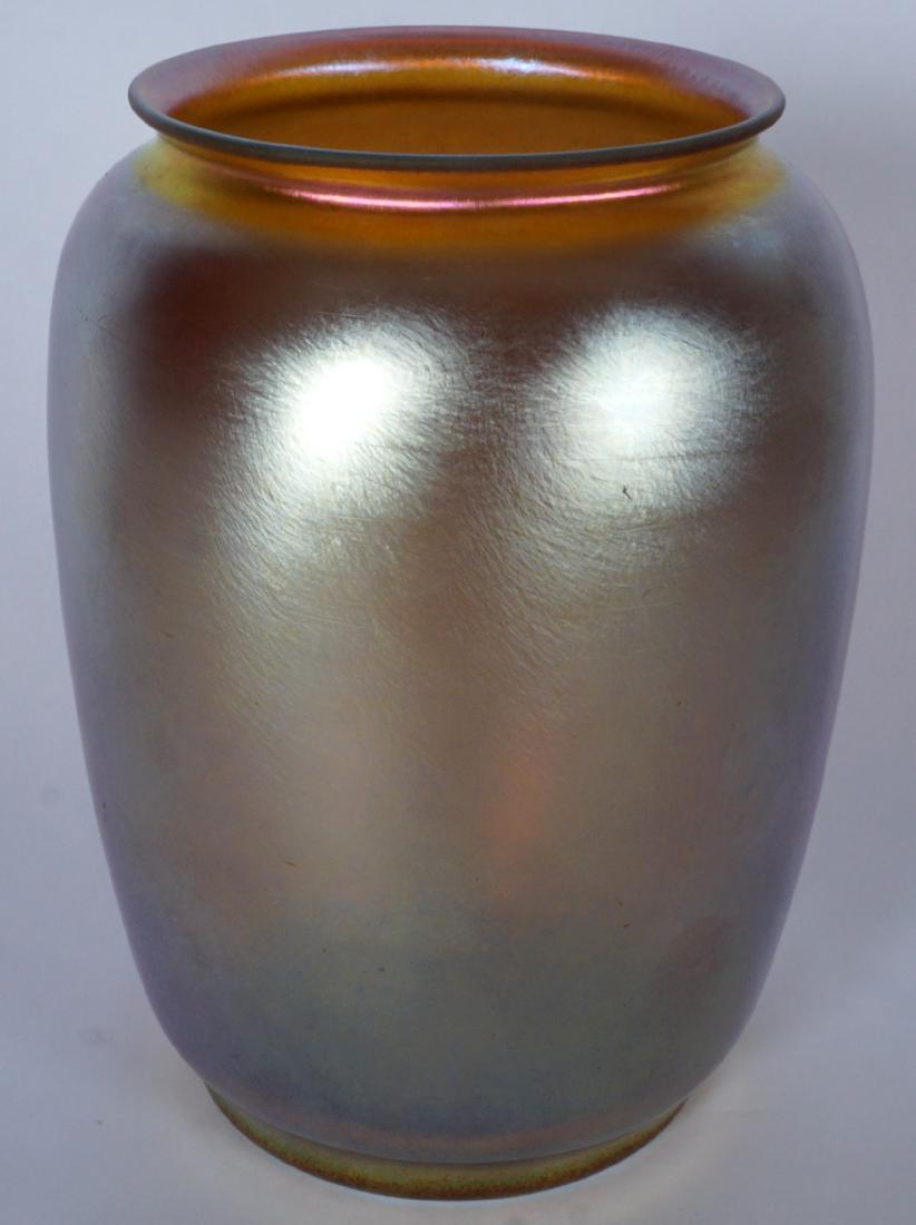 Durand Iridescent Gold Art Glass Vase: Marked with Durand mark, 1986-6, overall 6.25" h. x 4.5".