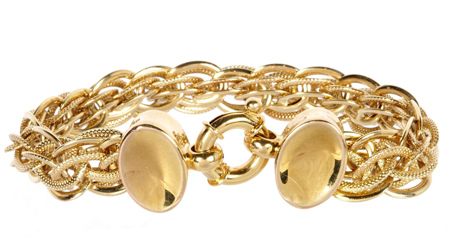 Italian 14k Yellow Gold Bracelet: Marked Italy, 14k, interlocking rings, 7.75" long. Approx. 21.9 grams