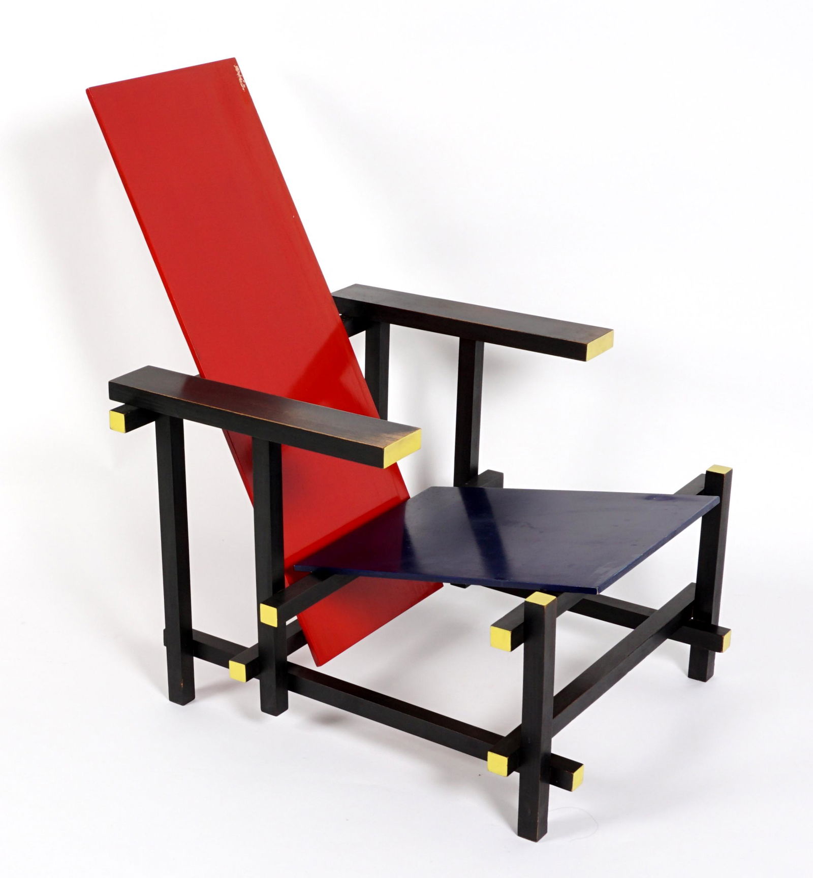 Gerard van de Groenekan Rietveld Red Blue Chair: Designed by Gerard van de Groenekan for Gerrit Rietveld, built in 1970, purchased directly from Groenekan with copies of supporting documentation on Het Goede Meubel letterhead. This iconic Red Blue c