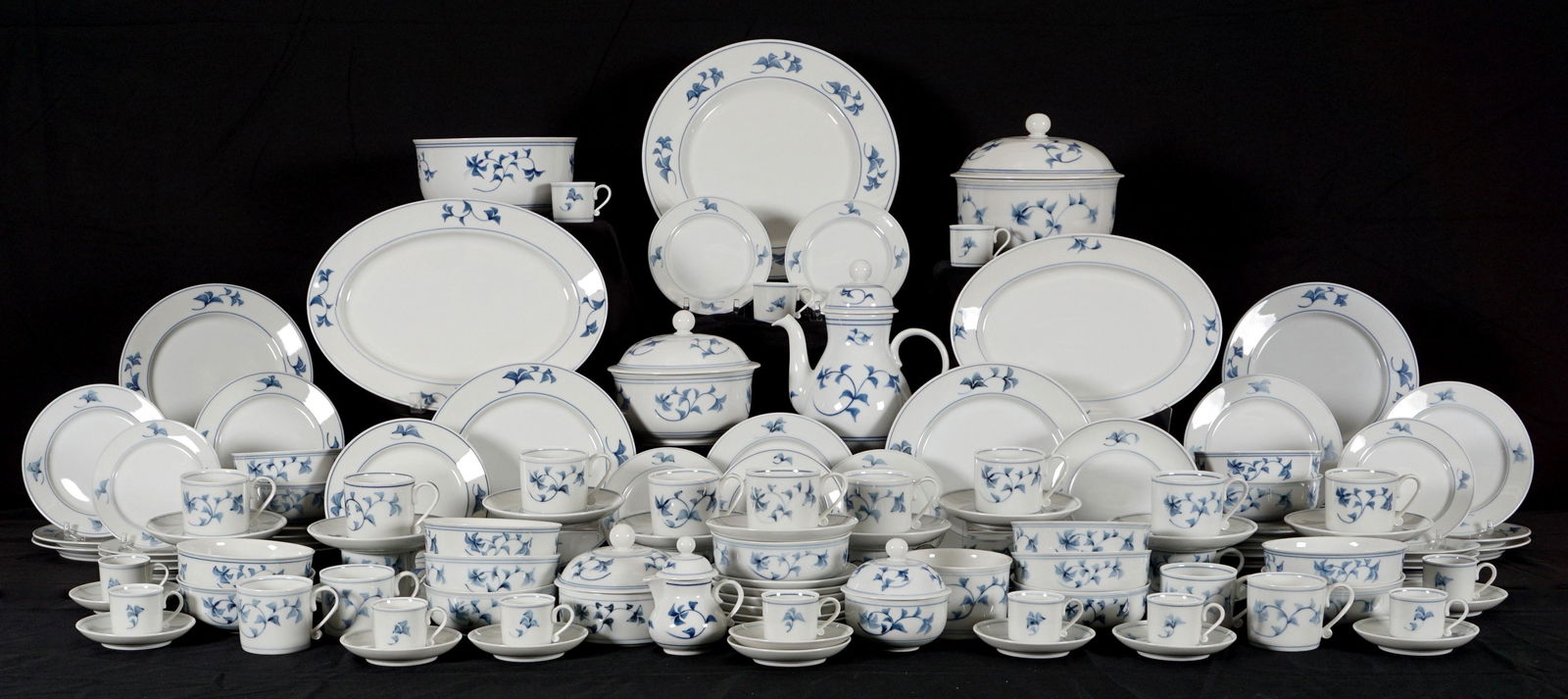 135 piece Royal Copenhagen Noblesse China Set (1 of 11)