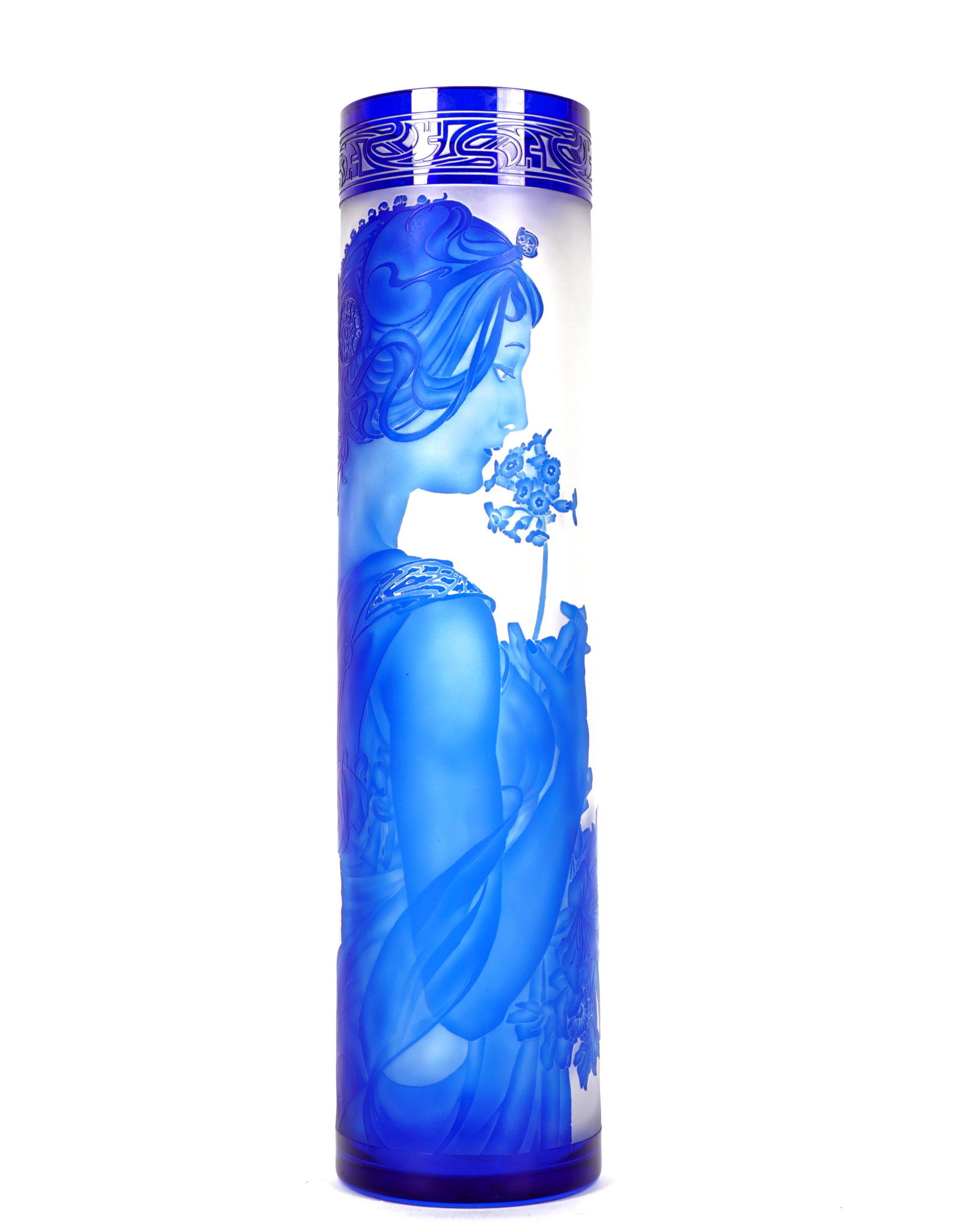 Ricardo Valdez Ingrid Cameo Glass Vase (1 of 11)