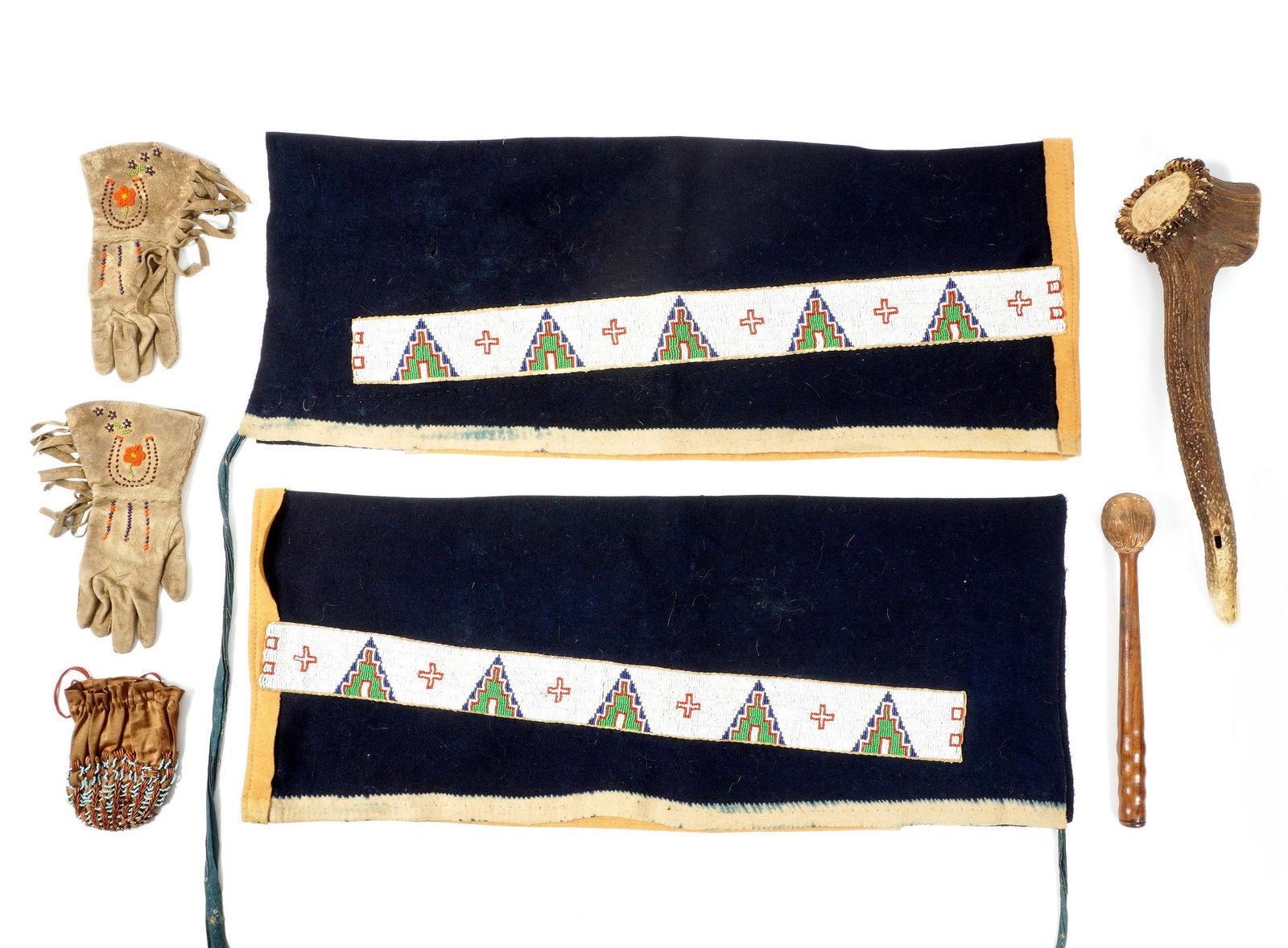 Antique Sioux Indian Leggings, Peace Pipe, Gauntlet, Indian Lot (1 of 7)