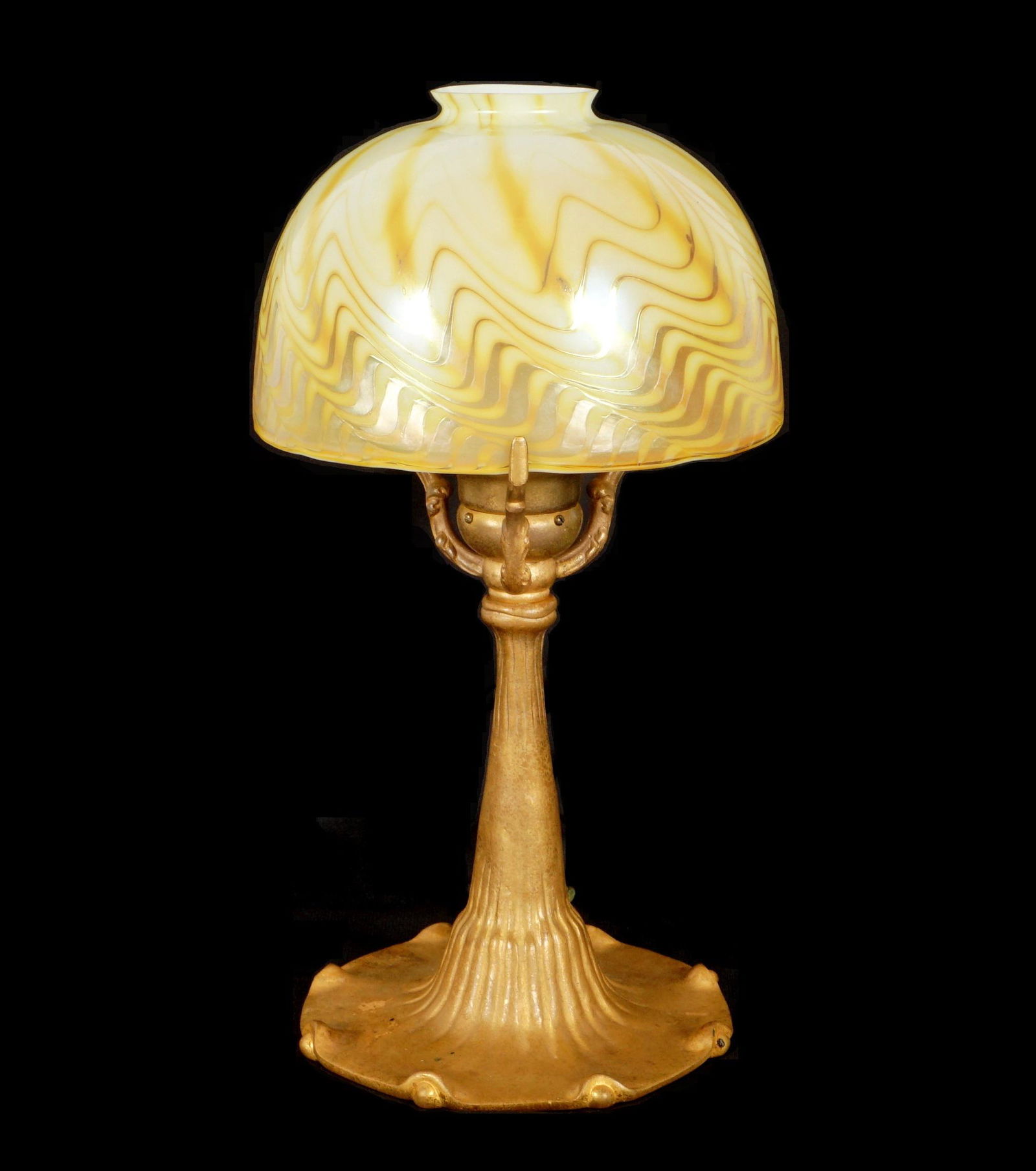 Tiffany Studios Gilt Bronze Lamp 606 (1 of 11)