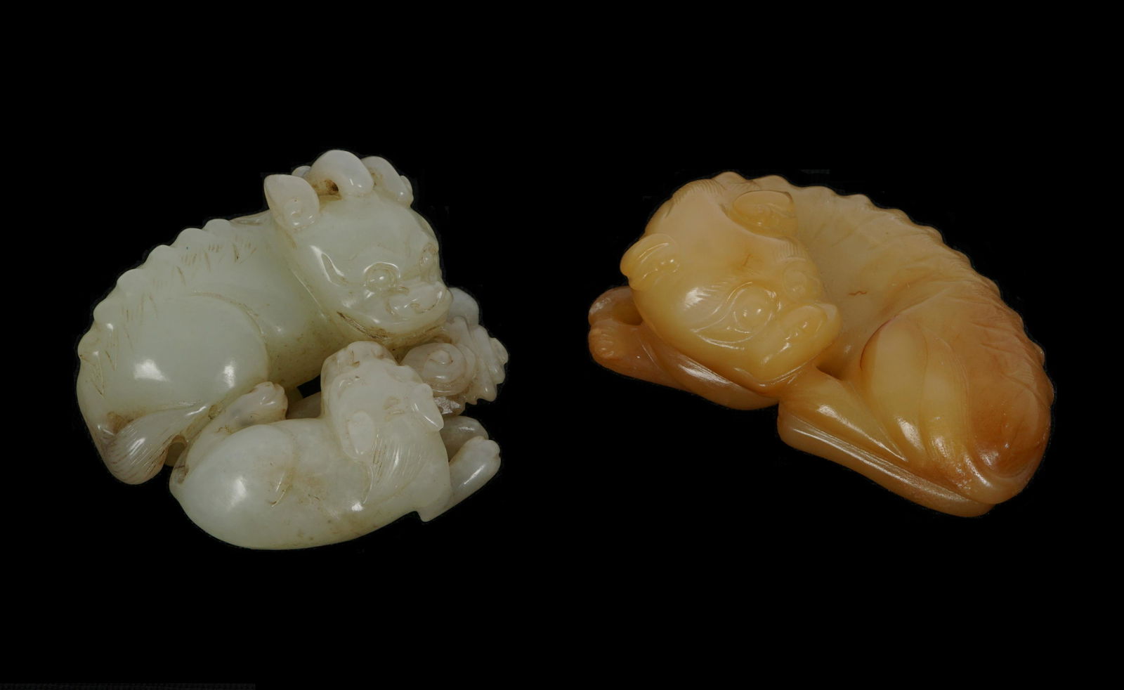 Two Chinese Carved Jade Foo Dogs (1 of 14)