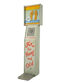 Exhibit Supply Company Happy Feet Vitalizer Machine