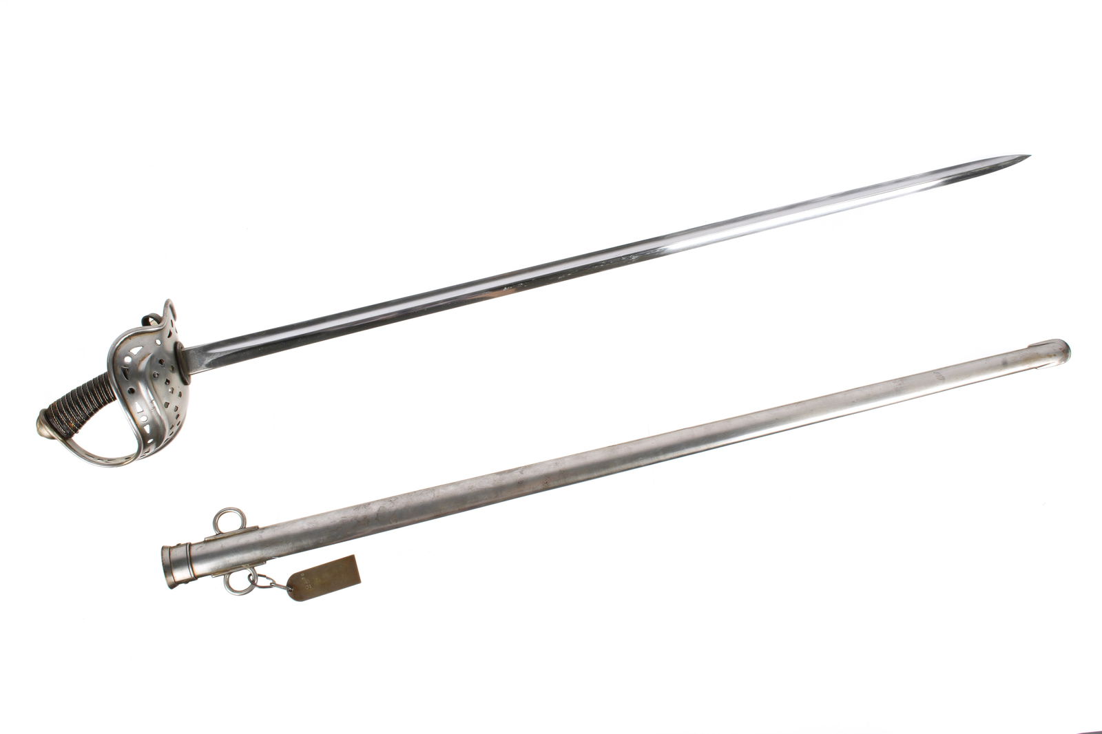 Weyersburg Kirschbaum German Cavalry Sword (1 of 7)