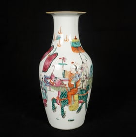 Chinese Famille Rose Vase Figures on Qilin