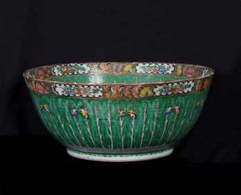 Large Chinese Porcelain Cabbage Bok Choy Bowl