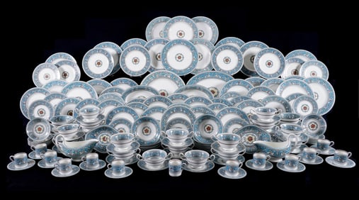 177 piece Wedgwood Turquoise Florentine China