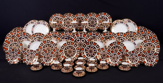 Royal Crown Derby Old Imari & Derby Border China