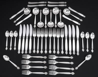 48pc Georg Jensen Acanthus Sterling Flatware: Sterling silver service for 8, 48 pieces total in the Acanthus pattern by Georg Jensen, to include 8 forks (7"), 8 salad forks (6.5"), 8 teaspoons (5.75"), 8 soup spoons (6.5"), 8 hollow dinner
