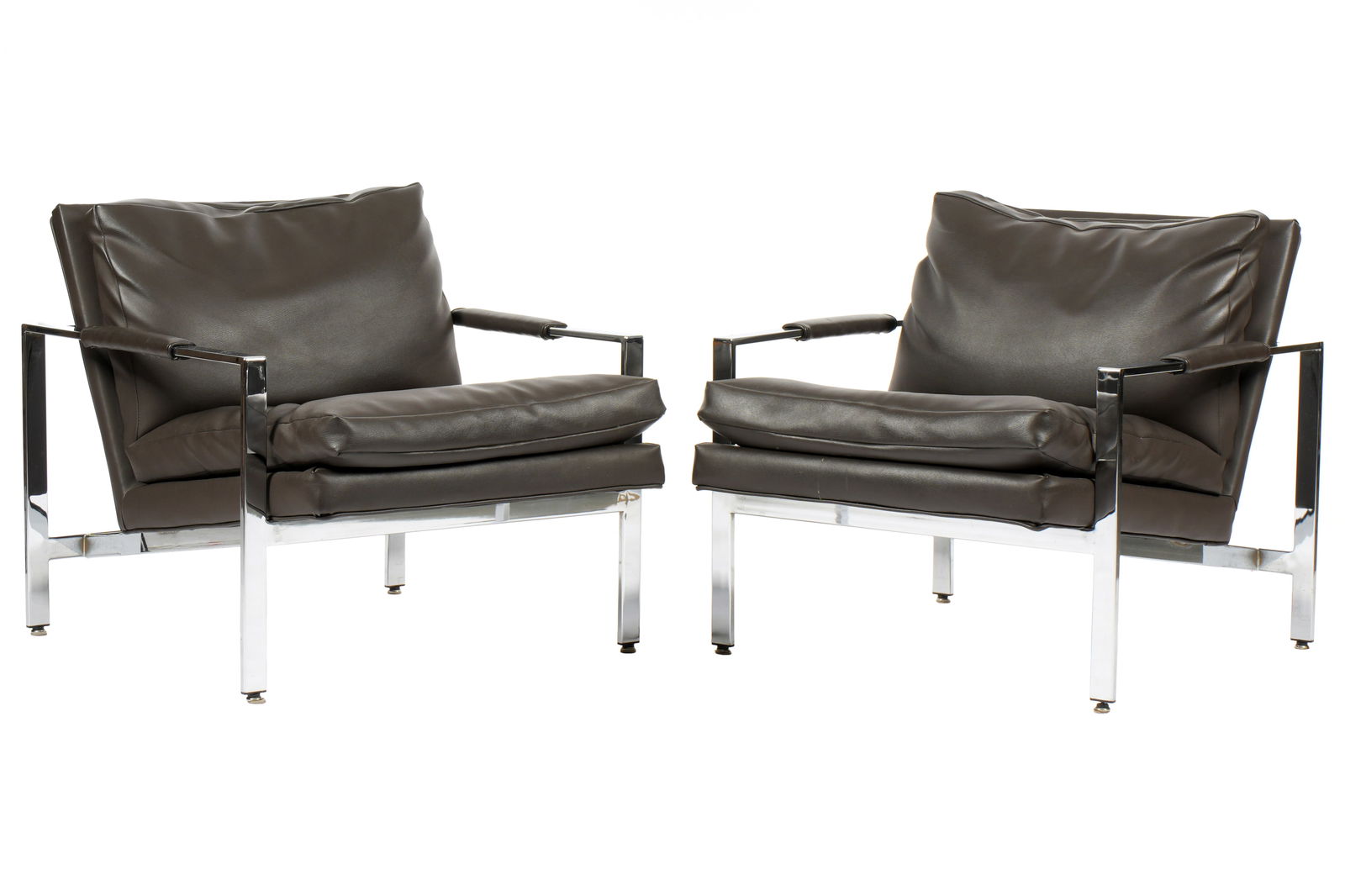 Pair Milo Baughman Thayer Coggin Lounge Chairs 951: Pair lounge chairs designed by Milo Baughman for Thayer Coggin, model 951. Chrome plated steel framed, dark chocolate brown leather cushions and arm rests. Overall 29.75" h. x 28.5" x 30". Seat height