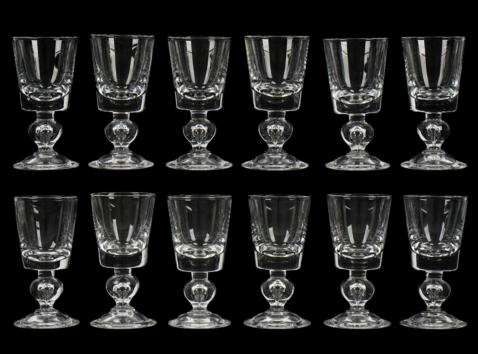 Set of Twelve Steuben Claret Wine Glasses 7926 (1 of 1)