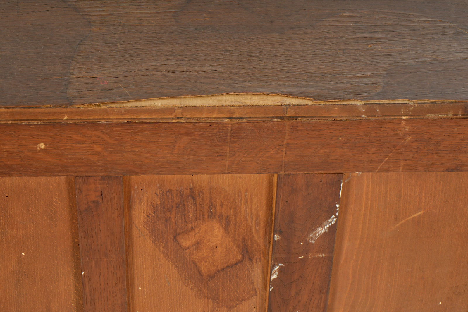 LARGE THREE DOOR DECO SIDEBOARD - 8