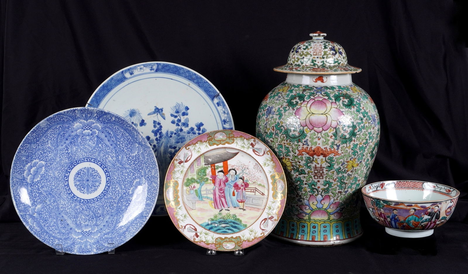 Five Antique Chinese & Japanese Porcelain Pieces (1 of 20)