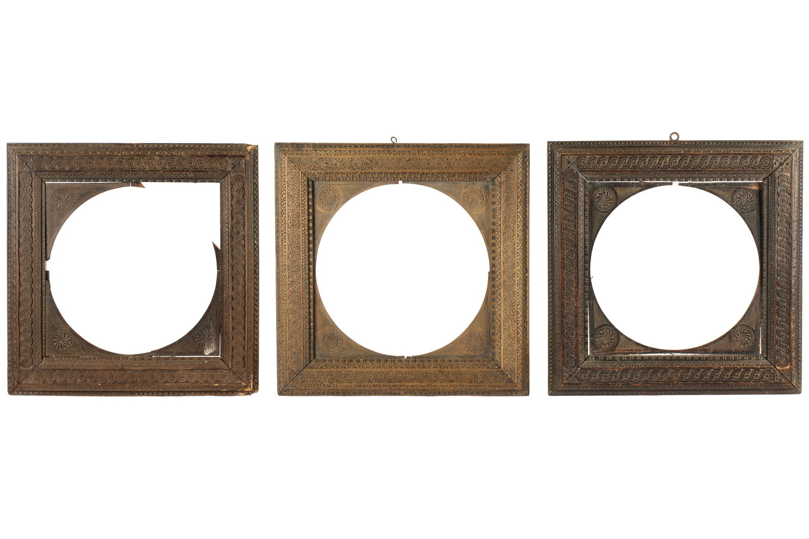 3 CARVED MOROCCAN FRAMES (1 of 9)