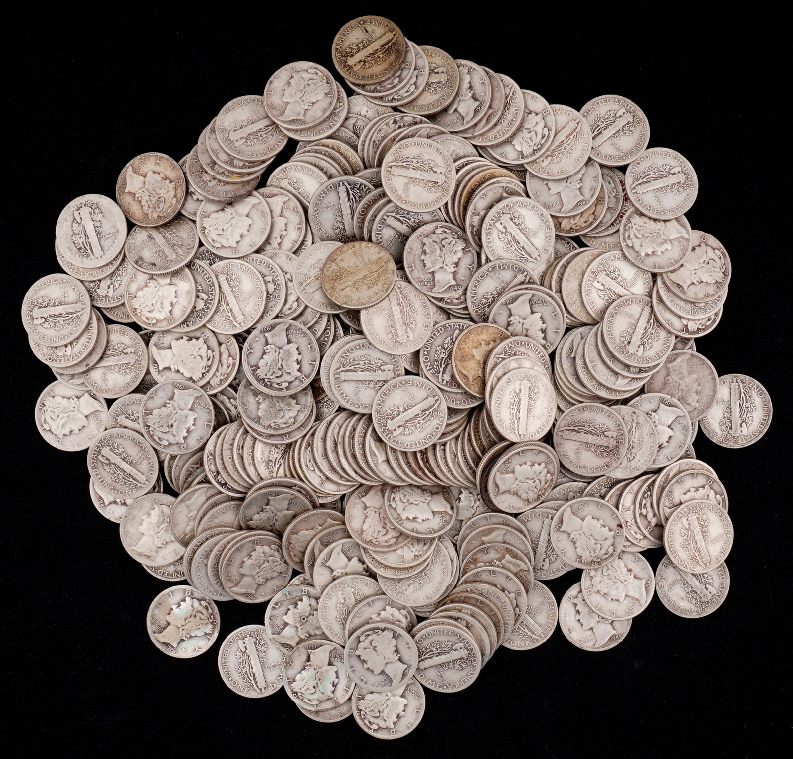 315 US Mercury Silver $.10 Cent Dimes Coins (1 of 3)