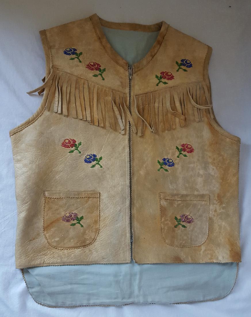 cree beaded vest: 1960s hand beaded floral design 26"x21"
