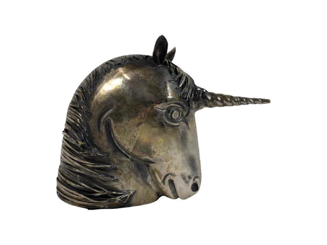 Larger Size Unicorn Head Lighter by Buccellati (1 of 6)