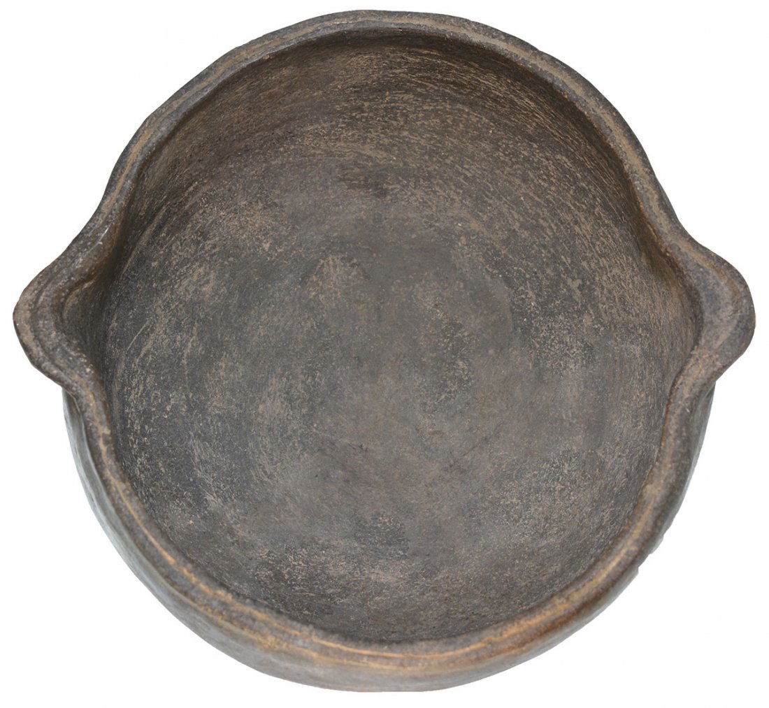 8 1/4" D.  Ogee Bowl.  Bradley Site (AR).  Fine example (1 of 4)