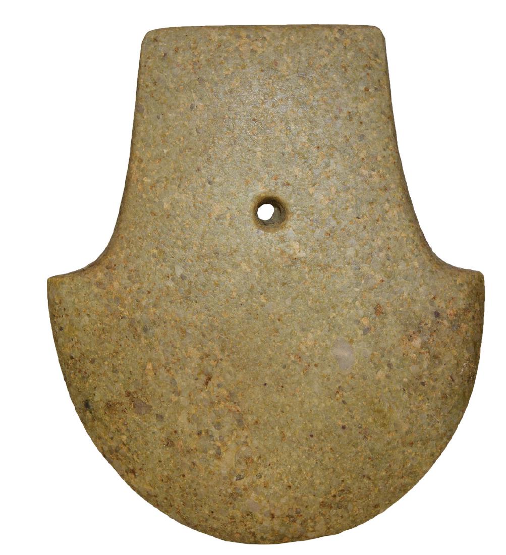 Very fine 4 11/16" Drilled Spatulate. Morast. Pictured