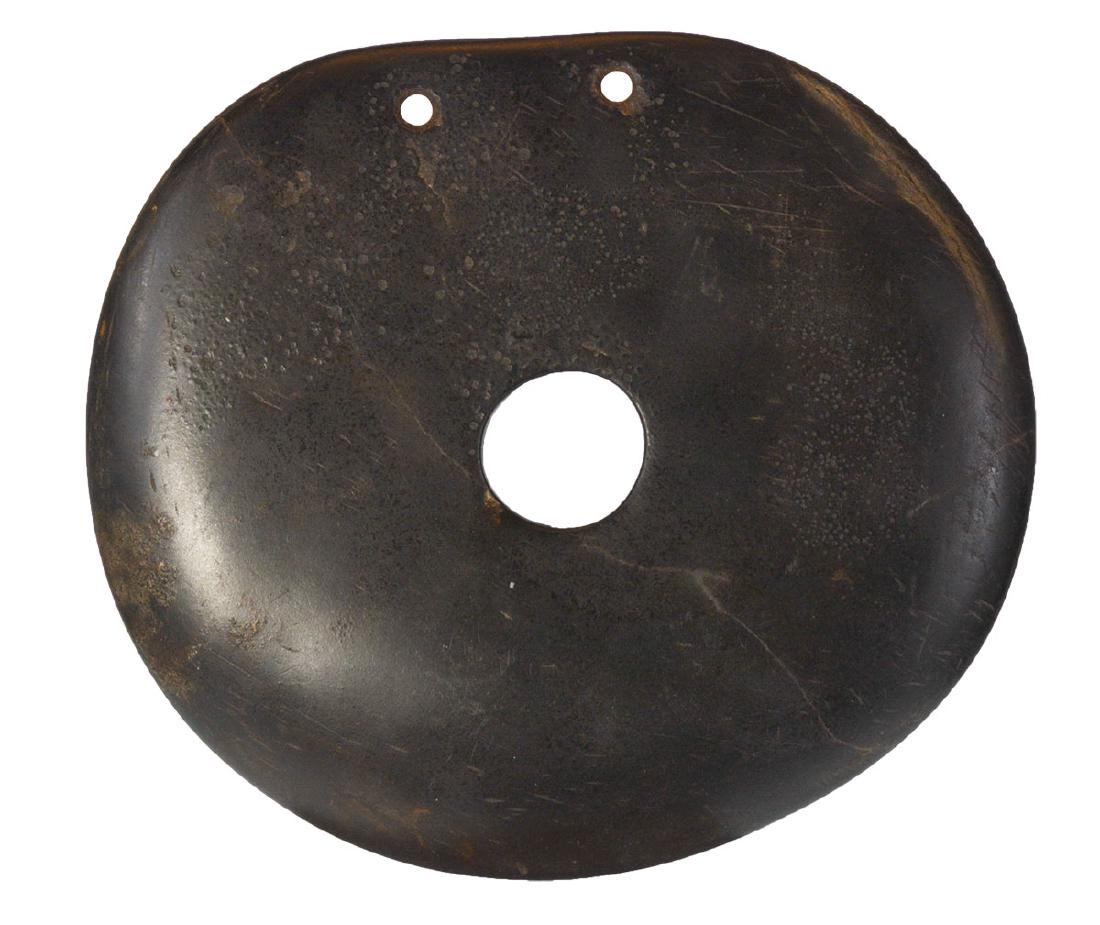 4 5/8" Suspension Gorget. Hardin Village. Greenup Co,: 4 5/8" Suspension Gorget. Hardin Village. Greenup Co, KY. Ex-Robert Ankrom, George Craycraft.. Rare Cannel Coal example. Excellent condition. Pictured in WW#11 (p106) and August 2015 Prehistoric Antiq
