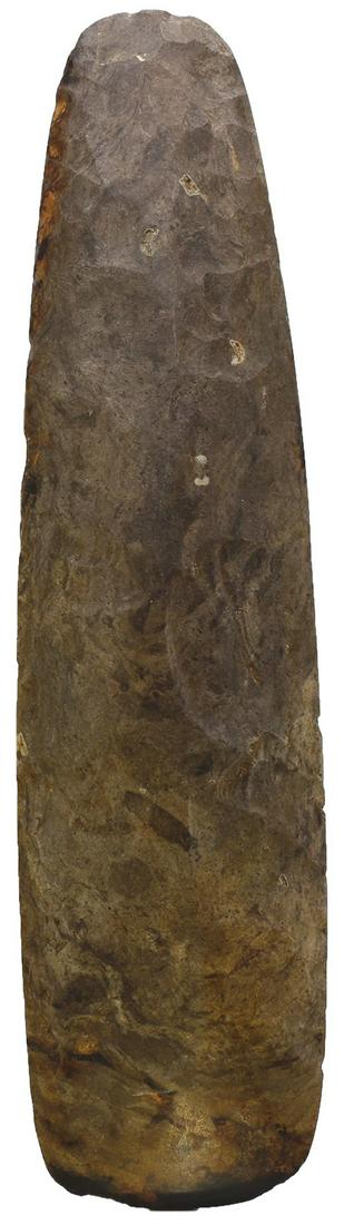 8 3/4" Flint Celt. TN. Excellent use polish on bit.: 8 3/4" Flint Celt. TN. Excellent use polish on bit. Glossy Dover Chert. Fine condition with very small nick on bit. Ex-Tom Davis