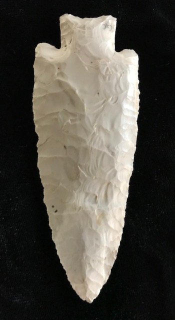 4 1/8" Hardin. Rogers COA. Fulton Co, KY. Deeply: 4 1/8" Hardin. Fulton Co, KY. Deeply patinated light gray chert. Glossy. Excellent condition. Fine flaking. Rogers COA. 3/25/20: Added photos to listing
