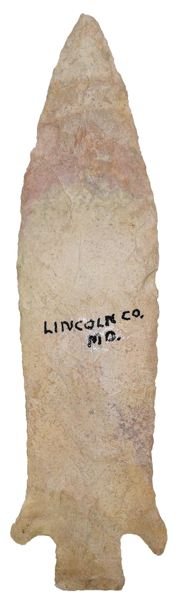 Colorful 6 1/4" Missouri Etley with Davis G10 COA.: Colorful 6 1/4" Etley. Lincoln Co, MO. Colorful red and white Burlington Chert. Very thin. Well made with long barbs and expanding blade. Ex-Gary Lewis, Bruce Miller. Davis G10 COA