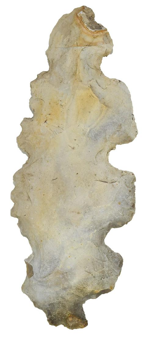 12 5/8" Mayan Eccentric. Large scalloped Flint: 12 5/8" Mayan Eccentric. Large scalloped Flint example. Fine condition. Central America. Pre-Columbian