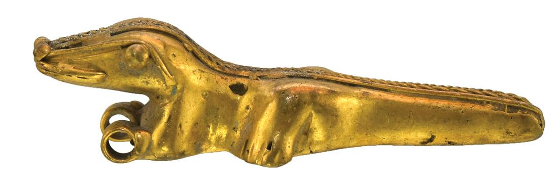 2 3/16" Tairona  Figure.  A reptile effigy.  Gold (1 of 4)