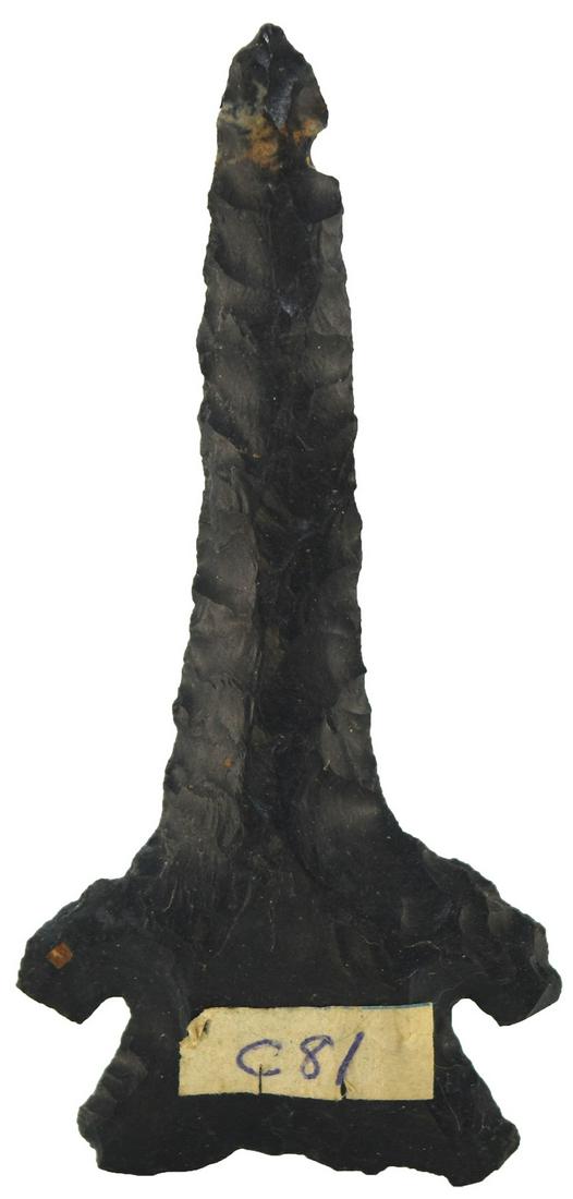 3 1/8" Stemmed Drill. Charlestown, IN. Glossy black: 3 1/8" Stemmed Drill. Charlestown, IN. Glossy black flint. Small nicks, good condition. Ex-Richard Lewman