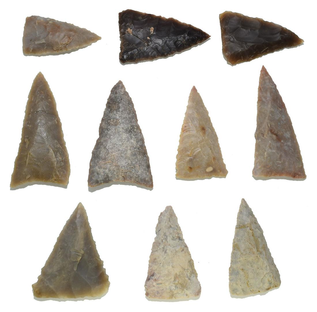 Group of 10 Early Triangular Points. TX. Large: Group of 10 Early Triangular Points. TX. Large examples (1 3/4" to 2 3/4") and in good condition. Various Cherts. Ex-Dickie Allison