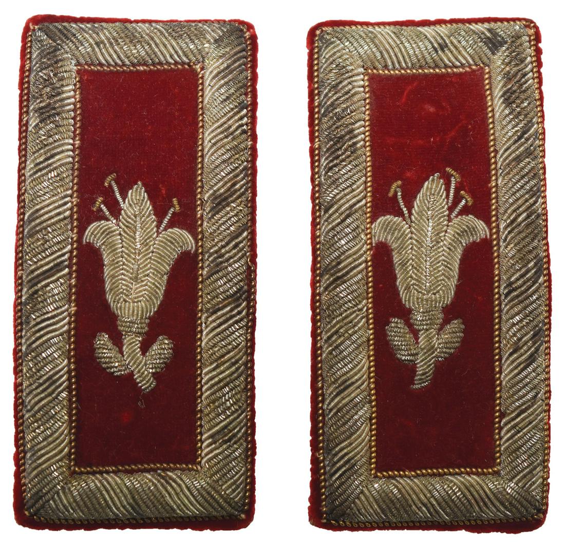 Pair of Mohawk Beaded Military Style Epaulettes: Pair of Mohawk Beaded Military Style Epaulettes (Shoulder Boards). 3 3/4". Ornate, detailed and in very good condition. Circa 1860-1870. Rare offering from the Scott Shively collection
