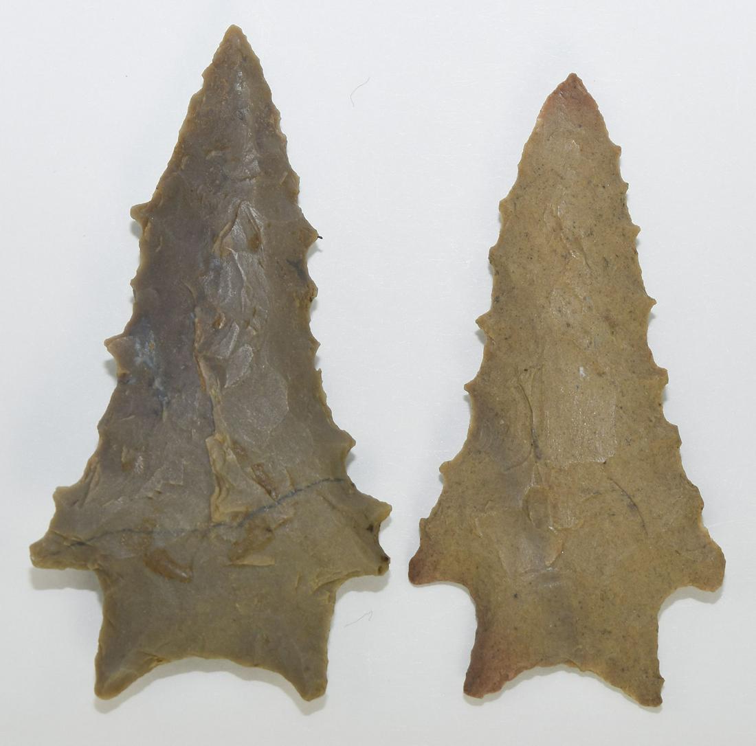 2 1/4" and 2 3/8" Kirk Serrated Bifurcates. Both arew: 2 1/4" and 2 3/8" Kirk Serrated Bifurcates. Larger is W TN (Pic Overstreet #1 p482), smaller is Nucholls Co, KY (Pic in Overstreet #11, p448). Both very nice. Ex-Doug Underwood, Brock Smith