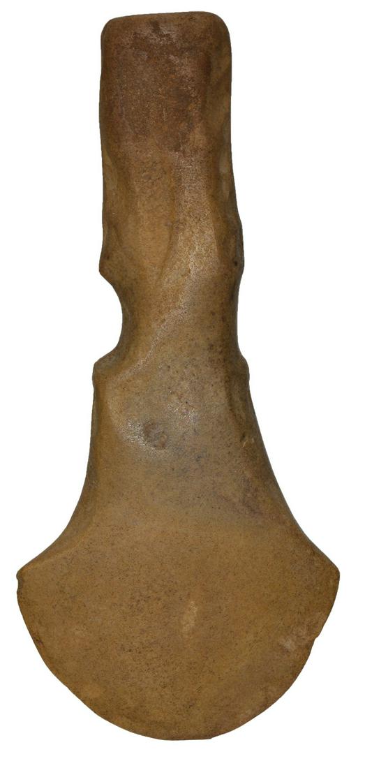 7 5/16" Polished Spud or Mace. Ex-Dale and Betty: 7 5/16" Polished Spud or Mace. Fulton Co, IL. Very well made with "grips" on handle. Fully polished, excellent condition. Ex-Dale and Betty Roberts. Pictured in WW#5 (p164) and WW#7 (p155). Nice