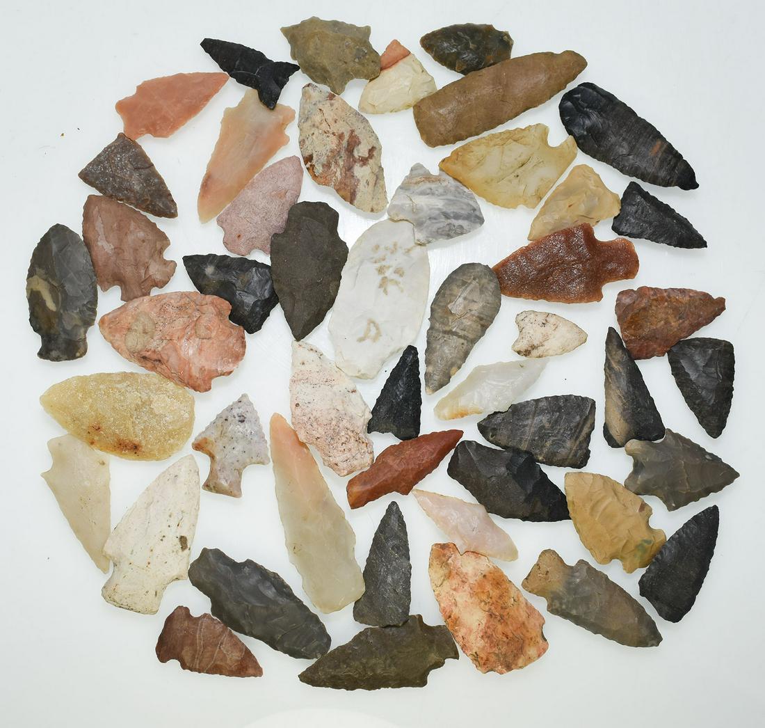 Group of 48 Points. 1" to 2 13/16". Lots of color: Group of 48 Points. 1" to 2 13/16". Lots of color and variety (AR Novaculite to MO Burlington). Many good whole points