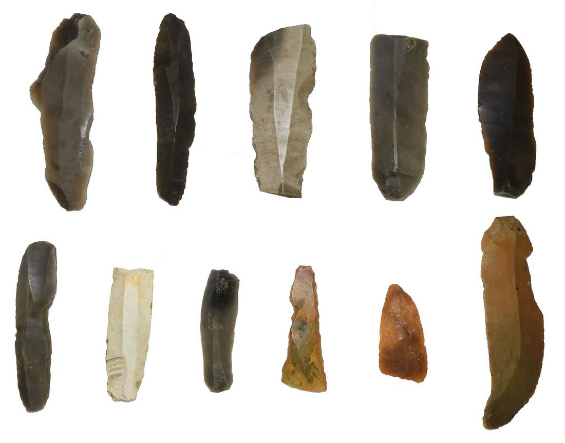11 Danish Flint Flake Knives. 1 1/2"-3 1/2". Denmark (1 of 2)